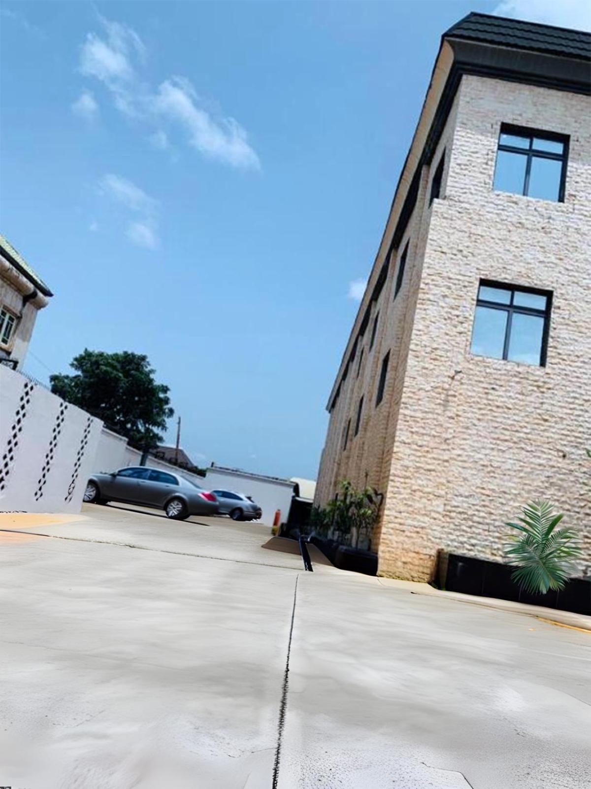 Muse Boutique Hotel Enugu Exterior photo